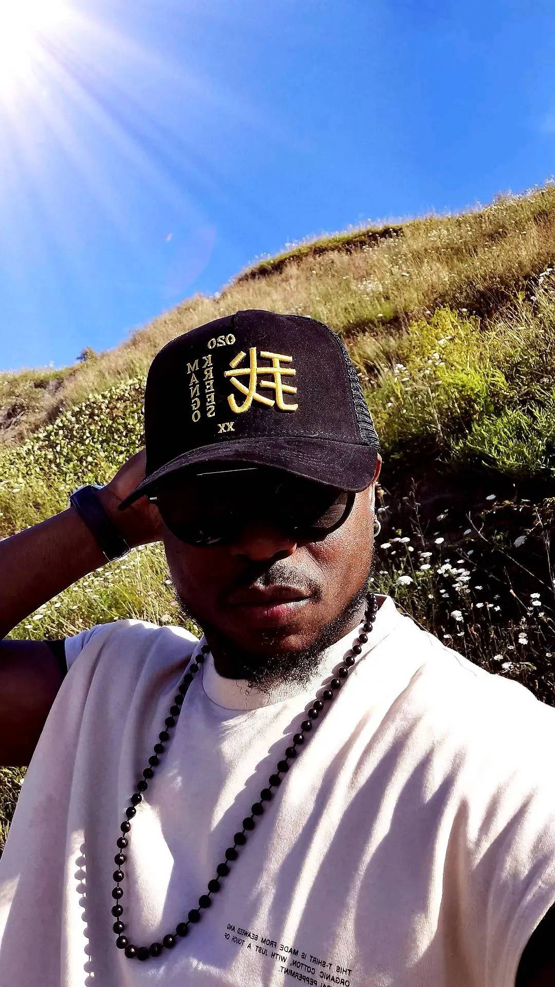 black dry suede trucker cap